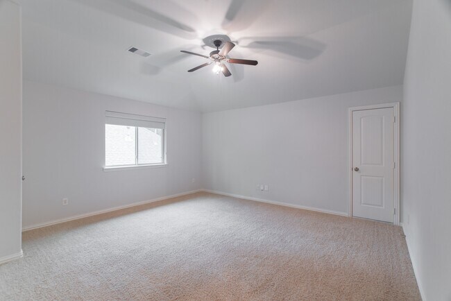 Building Photo - 11 Sawbridge Cir