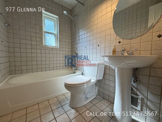 Building Photo - 977 Glenna Dr