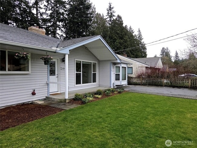 Building Photo - 16850 Palatine Ave N