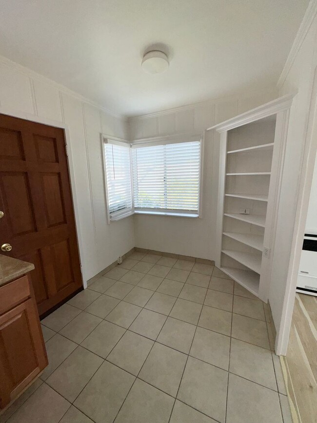 Building Photo - 4311-4315 Maryland Street