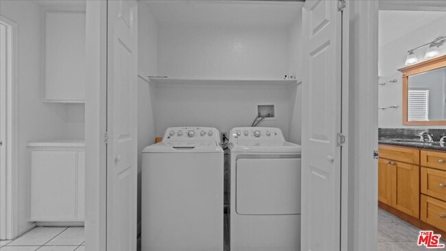 Building Photo - 409 Beverly Dr