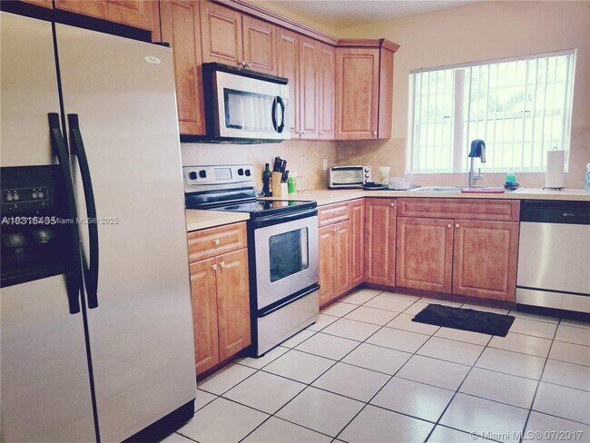 Building Photo - 14075 SW 45th Terrace