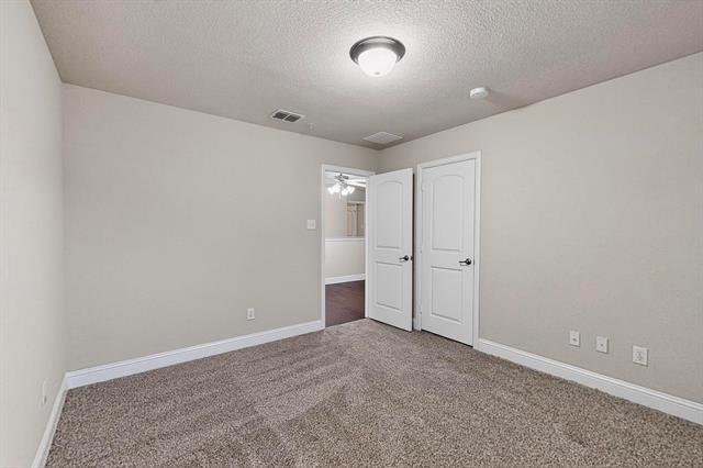 Building Photo - 2584 Jackson Dr