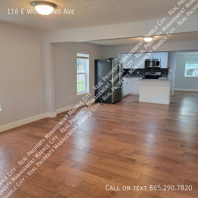 Building Photo - Beautiful Updated 2bd Home, reduced in price!