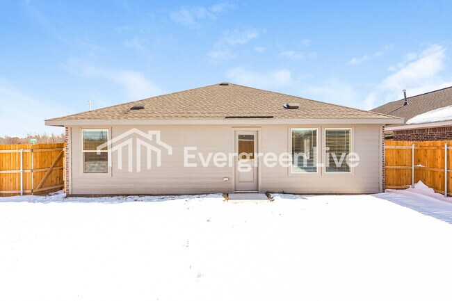 Building Photo - 3701 Los Cabos Dr