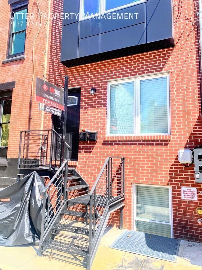 Building Photo - 2137 N 5th St