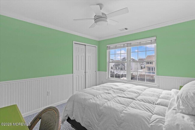 Building Photo - 297 Bayview Ave