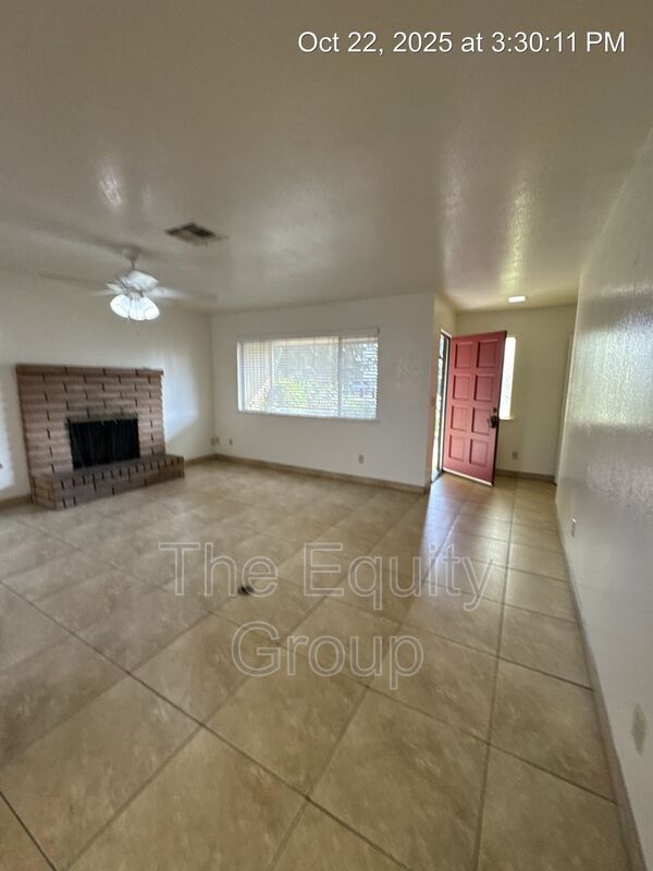 Building Photo - 2038 E Vassar Ave