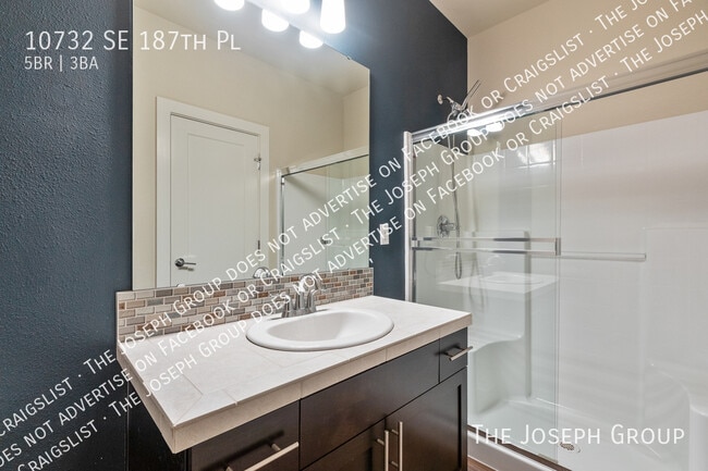 Building Photo - 10732 SE 187th Pl