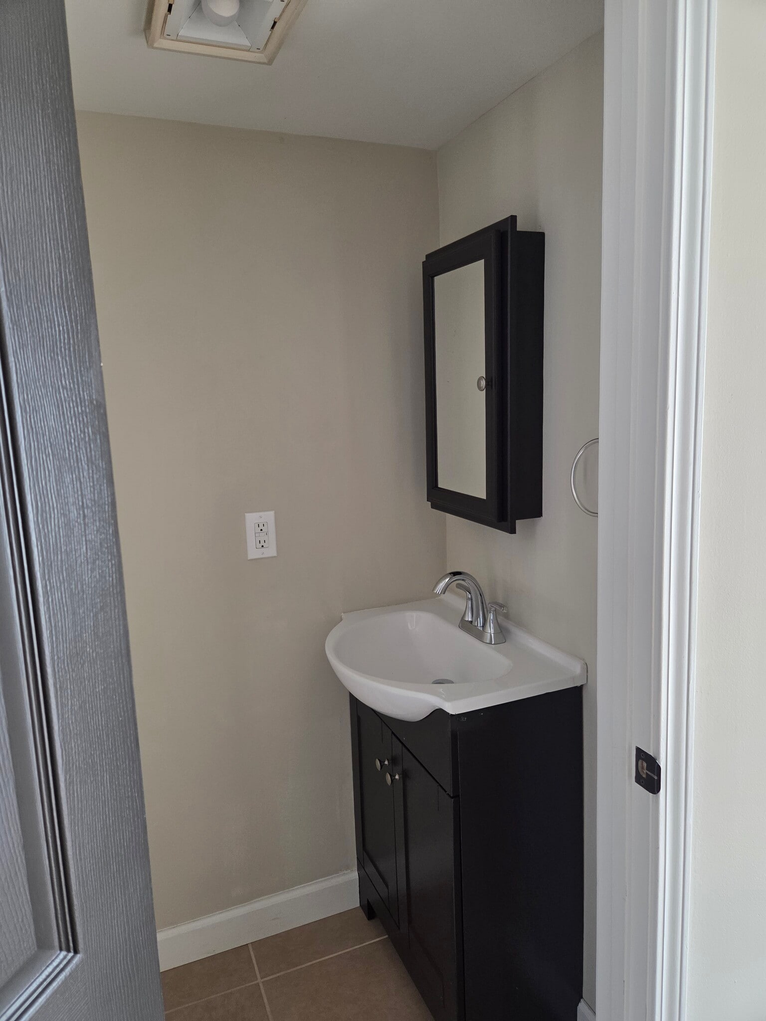 Building Photo - 3007 W Sunset Dr