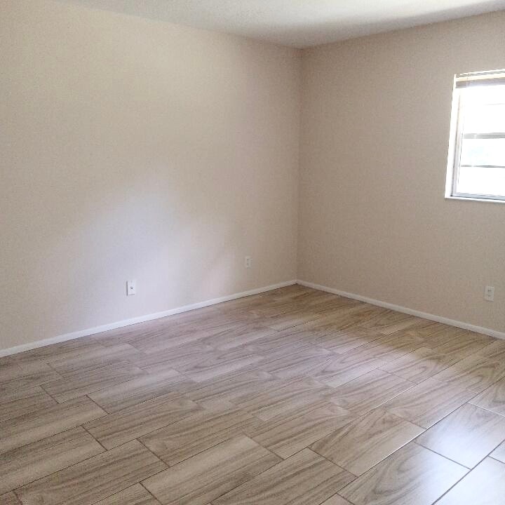 Building Photo - 5145 SE 31st St