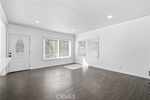 Building Photo - 8613 Higuera St