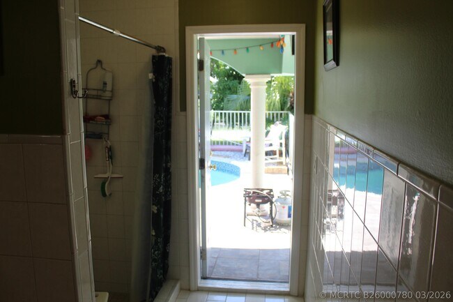 Building Photo - 13847 Geranium Pl