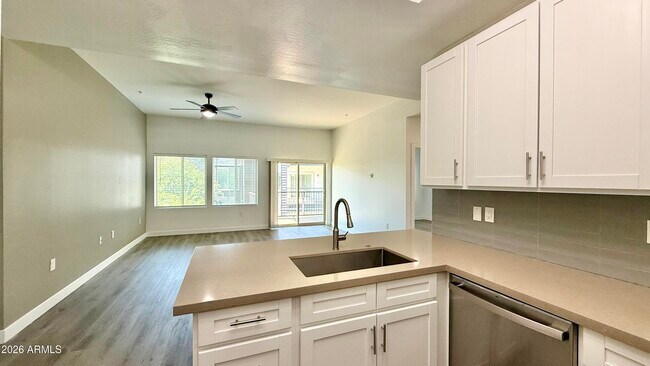 Building Photo - 9160 N 67th Ave