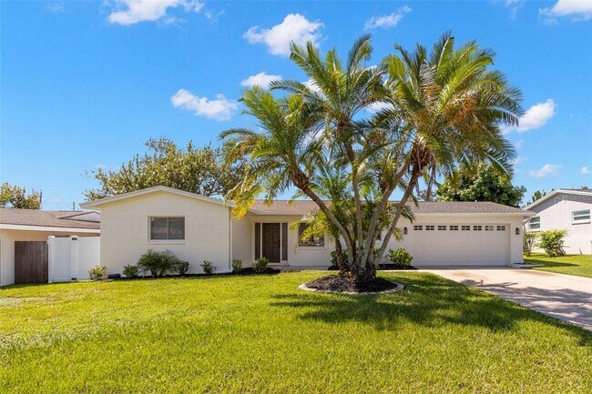 Building Photo - 3488 Shady Bluff Dr