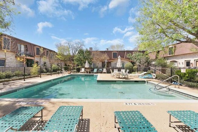 Building Photo - 7801 Shoal Creek Blvd