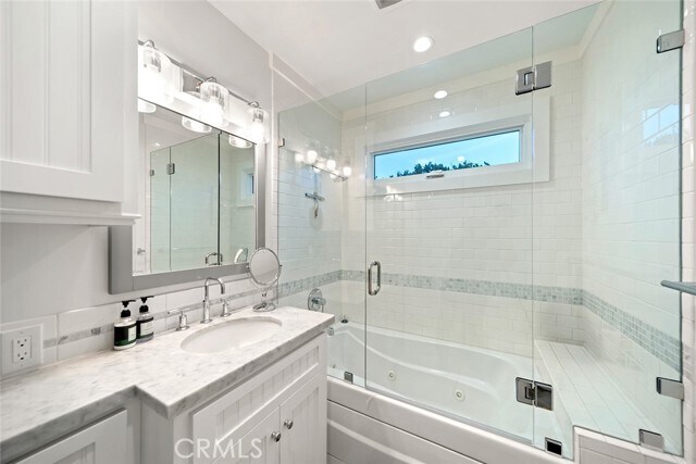 Building Photo - 45 Emerald Bay