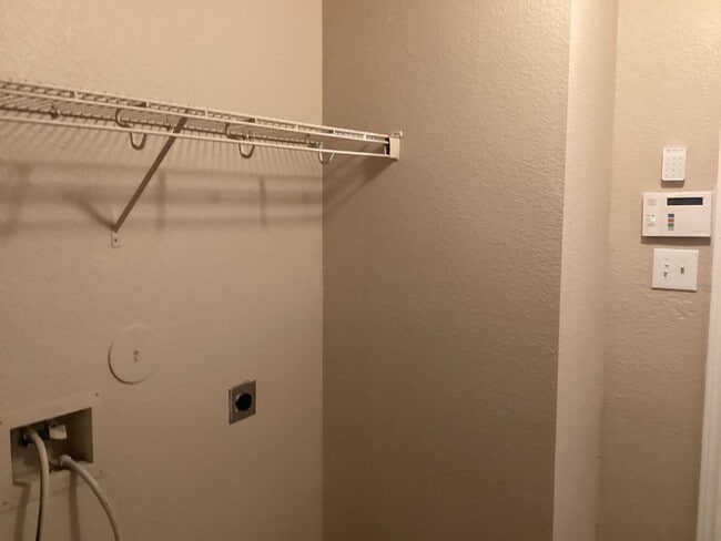 Building Photo - 15602 Jasmine Tree Ln