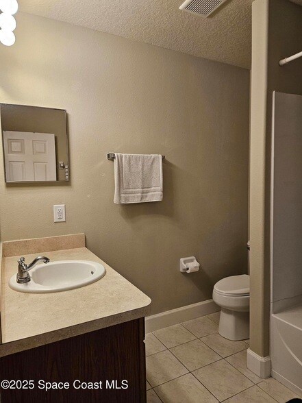 Building Photo - 4570 Radiant Way