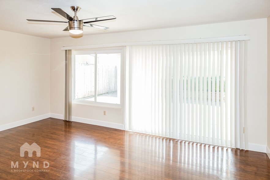 Building Photo - 2625 Wardlow Ave