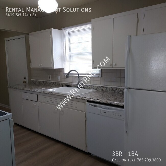 Building Photo - 5419 SW 14th St