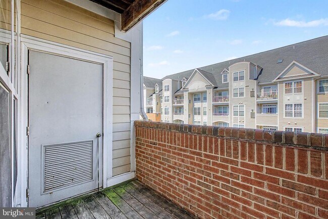 Building Photo - 2711 Bellforest Ct