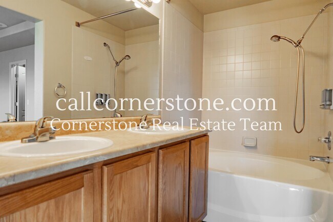 Building Photo - 6721 Rutherford Dr