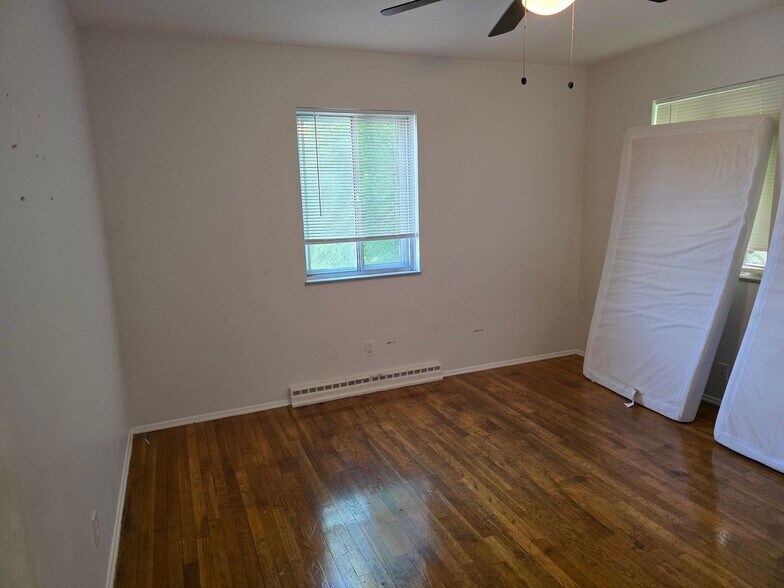 Building Photo - 1665 Shatto Ave