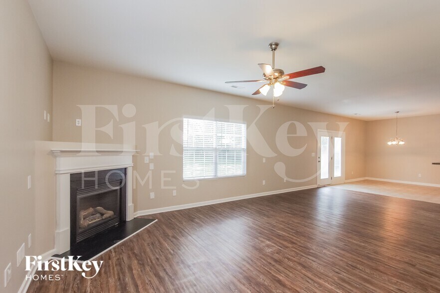 Building Photo - 2026 Craver Meadows Dr