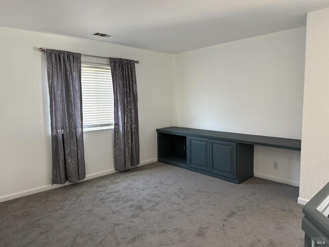 Building Photo - 488 Alvarado St
