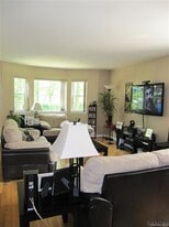 Building Photo - 2207 Delanoy Ave