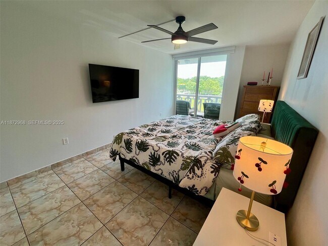 Building Photo - 8233 Harding Ave