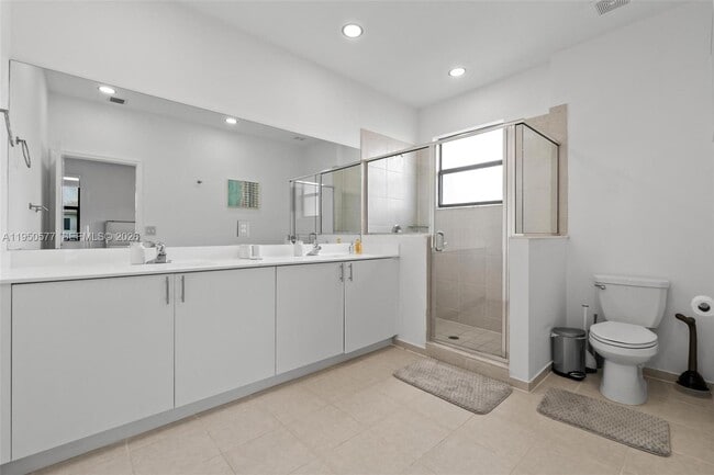 Building Photo - 28500 SW 133rd Path