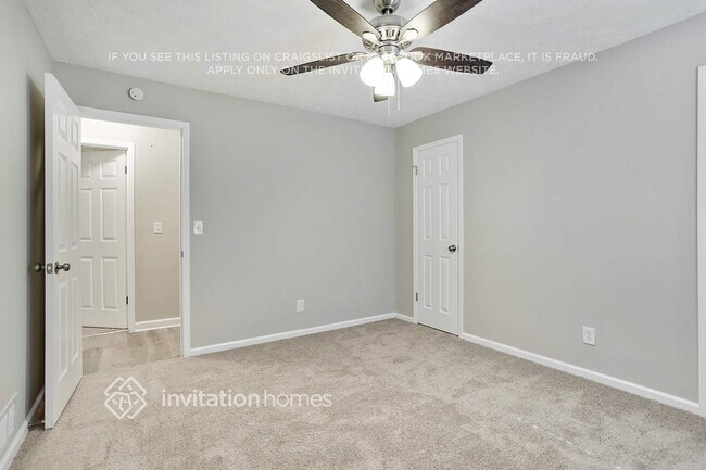 Building Photo - 643 Jason Ct