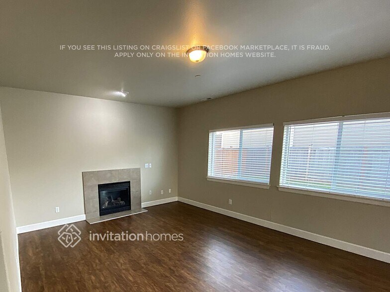 Building Photo - 18414 104th St Ct E