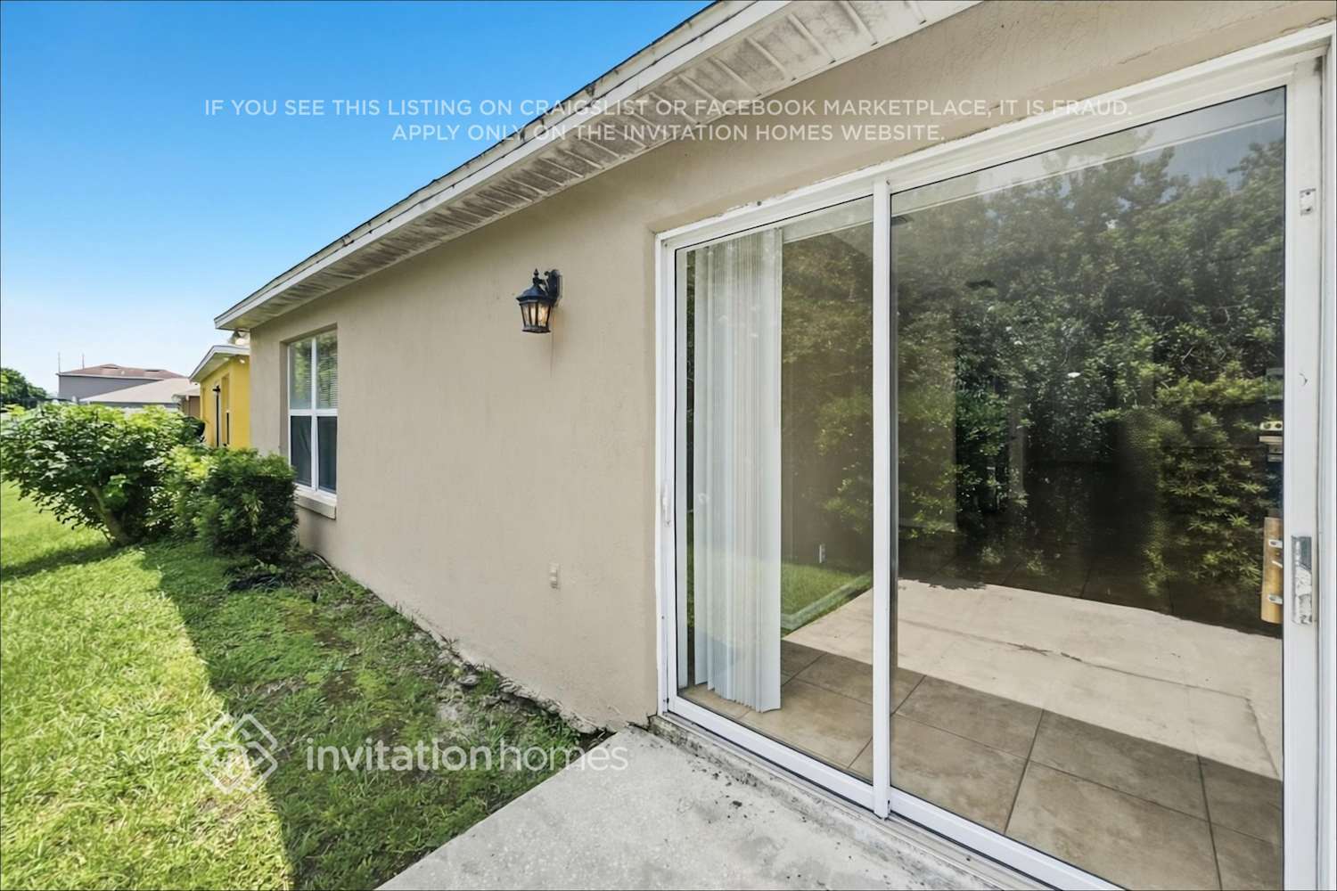 Building Photo - 1327 Aguacate Ct