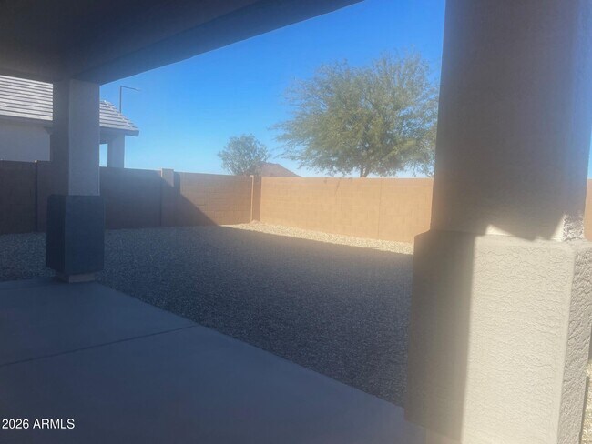 Building Photo - 14222 West Honeysuckle Dr