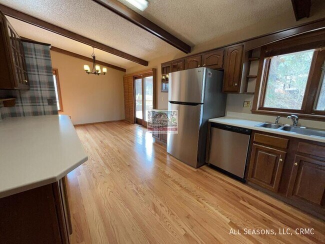 Building Photo - 2401 Virgo Dr