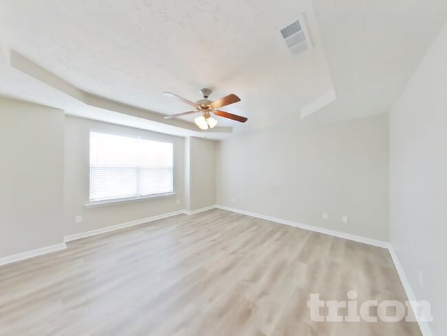 Building Photo - 1109 Shallowbrook Trail S