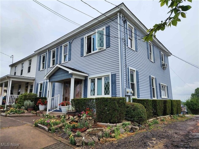 Primary Photo - 132 S Marietta St