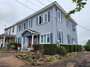 Building Photo - 132 S Marietta St