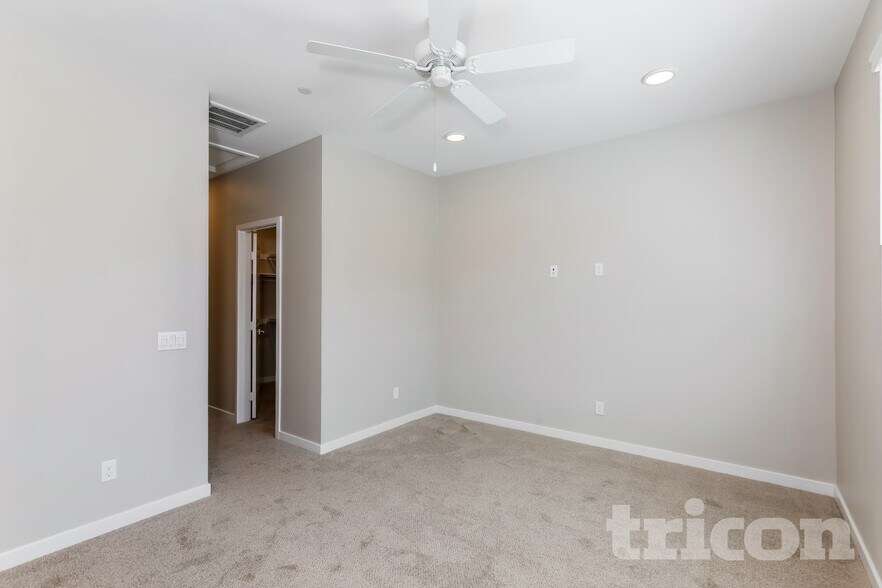 Building Photo - 24665 Tesoro Ct
