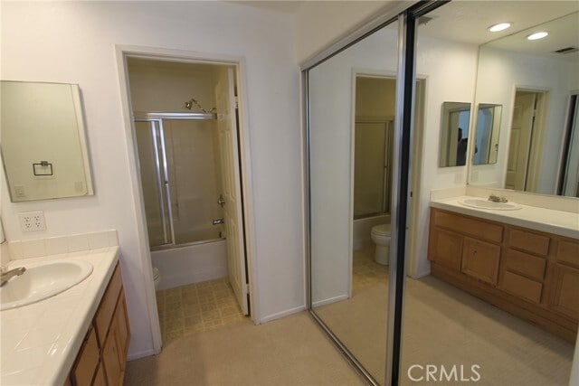 Building Photo - 8460 E Tioga Way