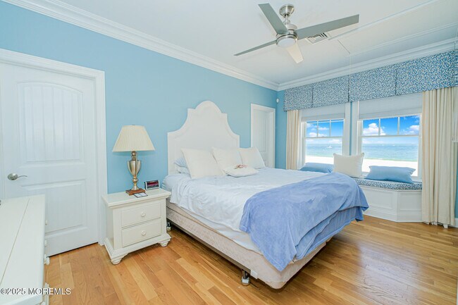 Building Photo - 257 Beach Front