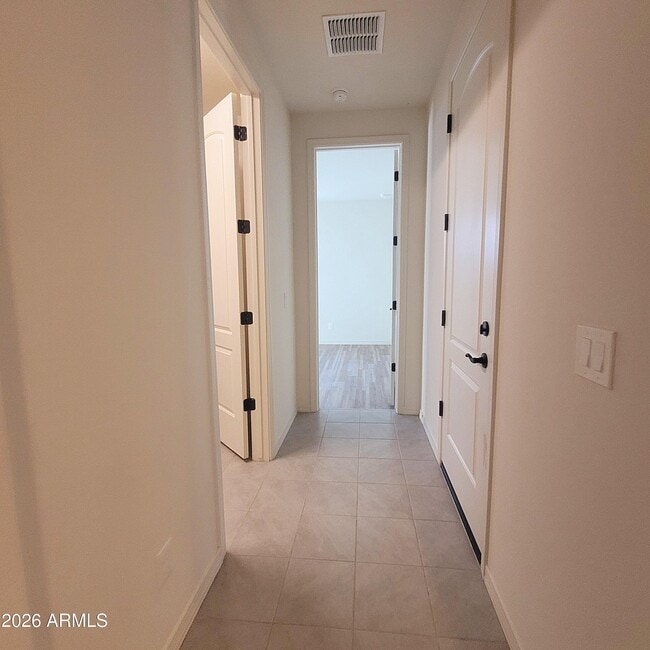 Building Photo - 25932 W Firehawk Dr