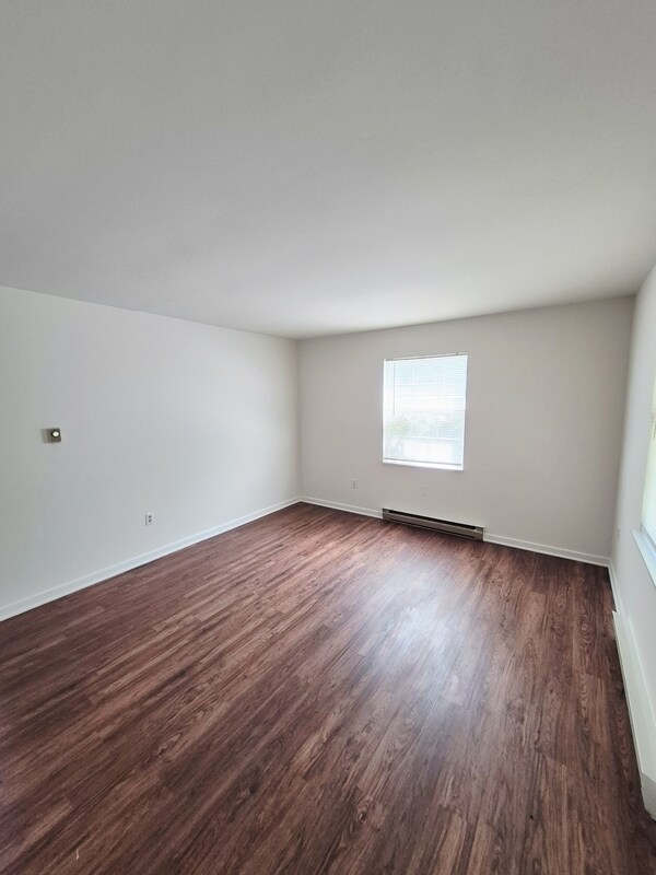 Building Photo - 1412 Blair St