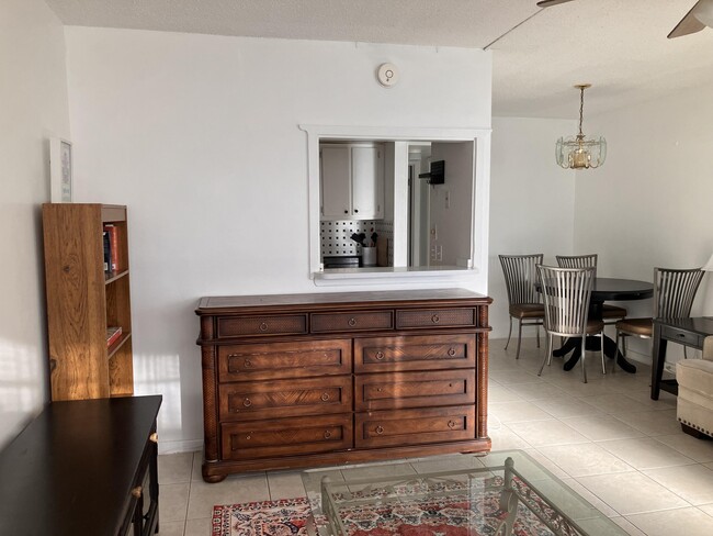 Building Photo - 130 Northampton G