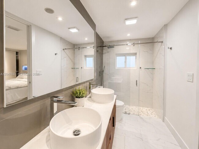 Building Photo - 3504 Crystal View Ct