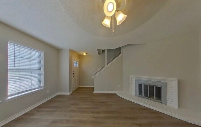Building Photo - Amazing 3-Bedroom Home in Arlington