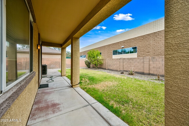 Building Photo - 3963 E Pollack St